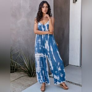 Chic Blue Tie-Dye Jumpsuit